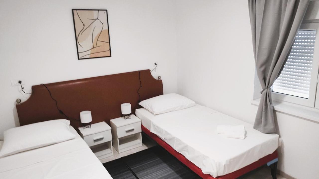 Hotel Potpićan Екстериор снимка