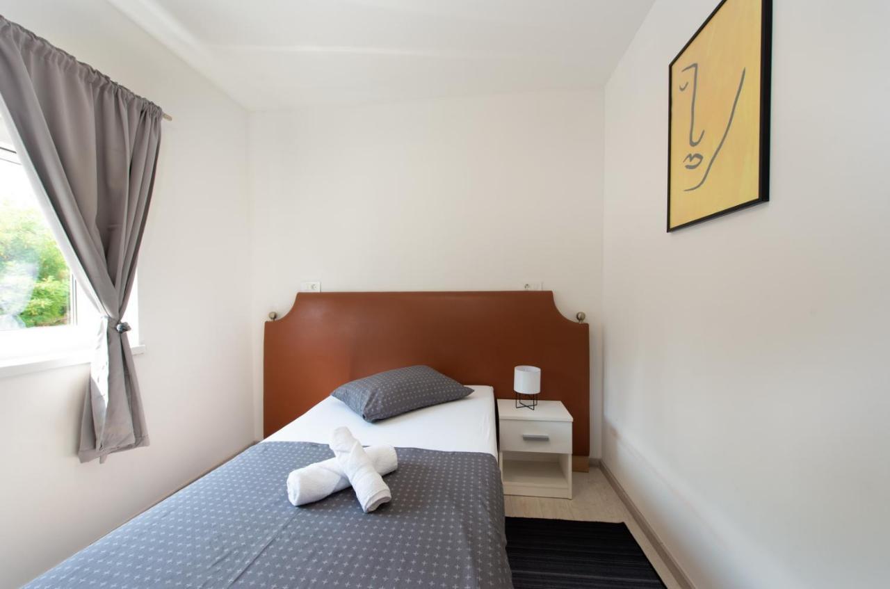 Hotel Potpićan Екстериор снимка