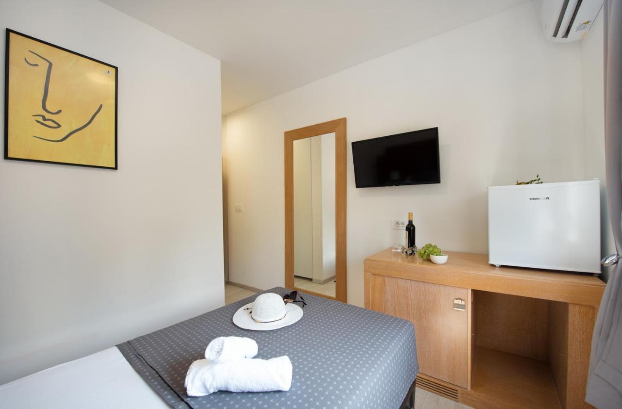 Hotel Potpićan Екстериор снимка