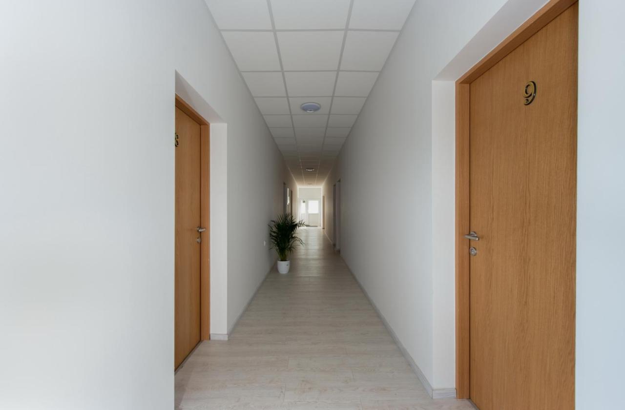 Hotel Potpićan Екстериор снимка