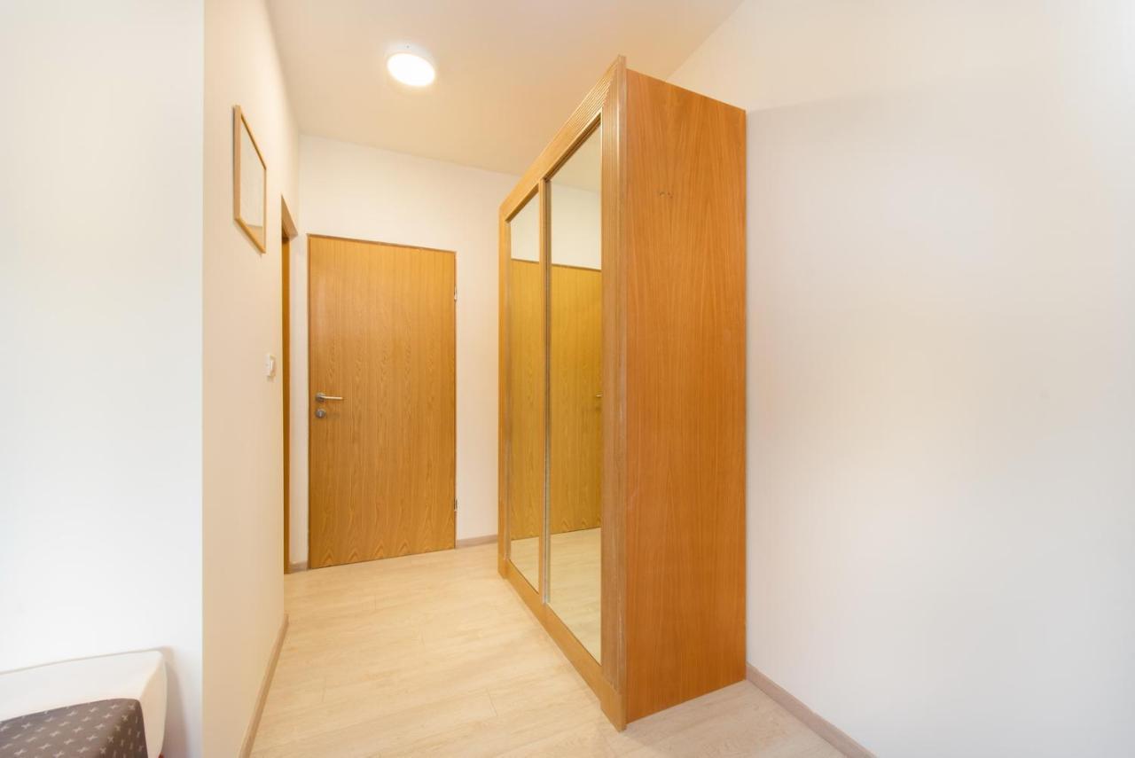 Hotel Potpićan Екстериор снимка